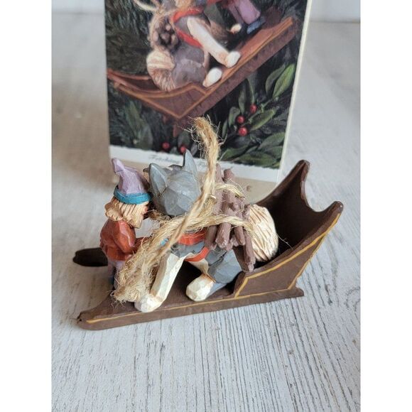 Hallmark 1995 fetching the firewood folk art ornament Xmas - Picture 4 of 7